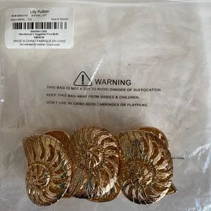 Lilly Pulitzer Shell Cuff Bracelet-Gold Metal Stretch